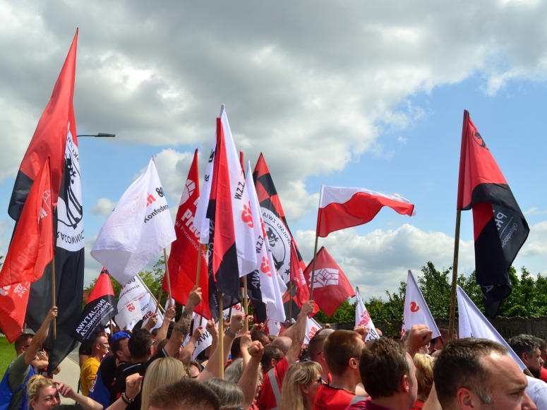 Strajk w fabryce komin&oacute;w Jeremias (25.06.2025, Gniezno)